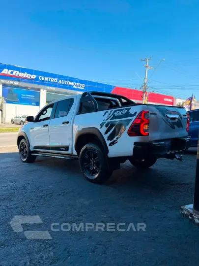 Hilux CD SR CHALL. 4x4 2.8 TDI Dies Aut.