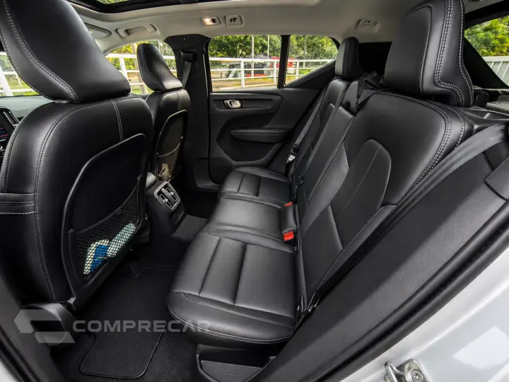 XC40 1.5 T5 Hybrid Inscription Geartronic