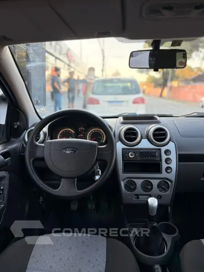 FIESTA 1.6 MPI Hatch 8V