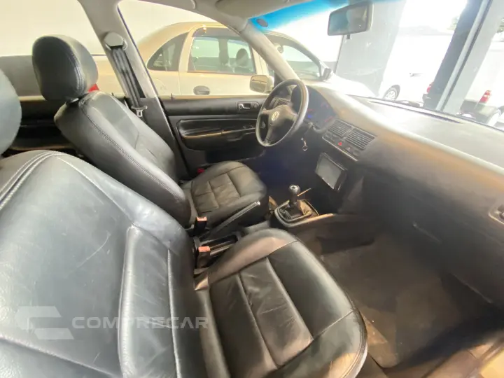GOLF 2.0 MI 8V