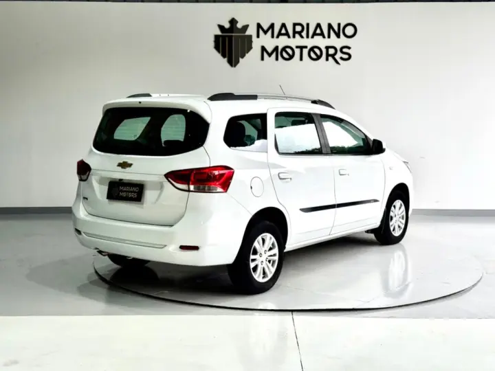 SPIN 1.8 LT 8V FLEX 4P AUTOMÁTICO