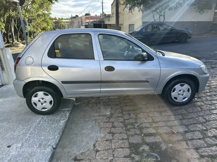CELTA 1.0 MPFI Spirit 8V