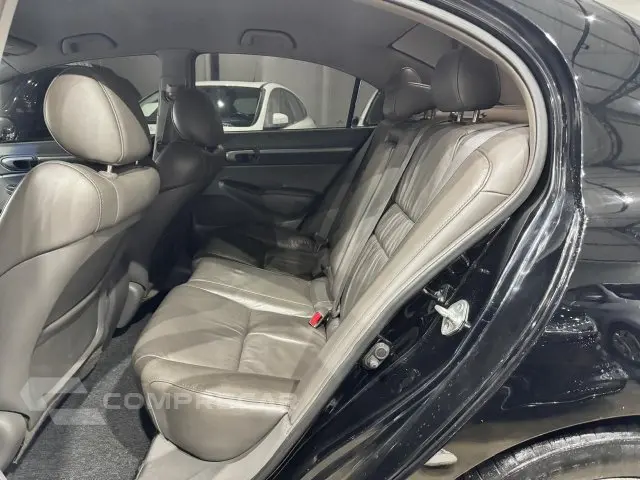 CIVIC - 1.8 EXS 16V 4P AUTOMÁTICO