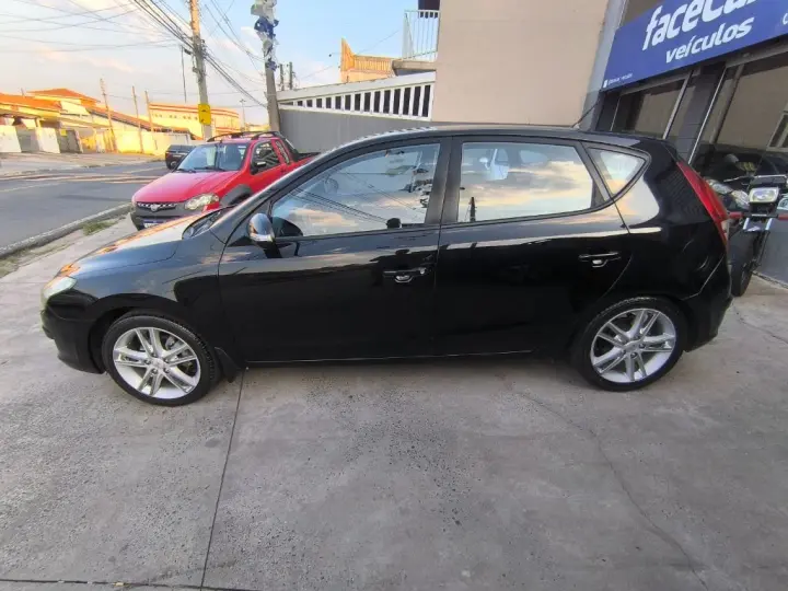 i30 2.0 16V 145cv 5p Mec.