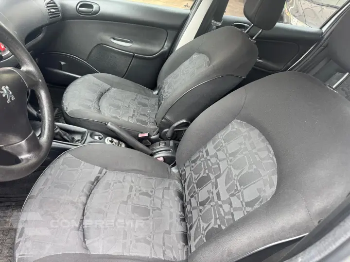 207 1.4 XR Sport 8V