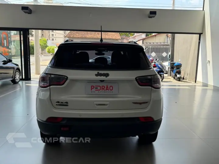 COMPASS 2.0 16V Trailhawk 4X4