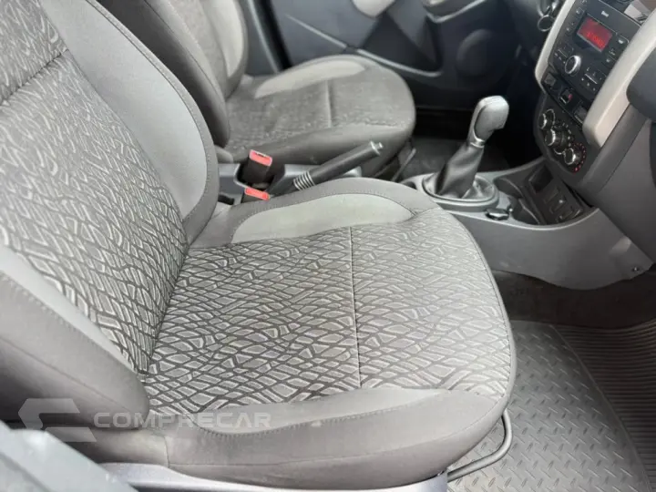 DUSTER 1.6 16V SCE FLEX EXPRESSION X-TRONIC