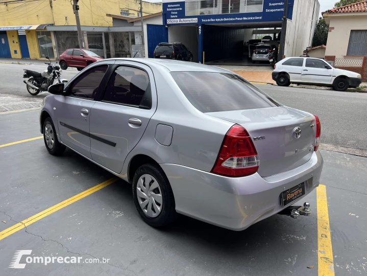 ETIOS 1.5 XS Sedan 16V