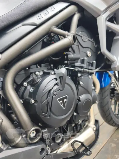 TRIUMPH TIGER 800 XRX