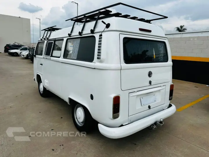 Kombi 1.4 FLEX STD 9 LUGARES