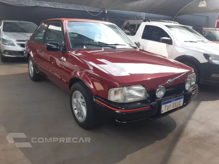 ESCORT 1.6 XR3 8V
