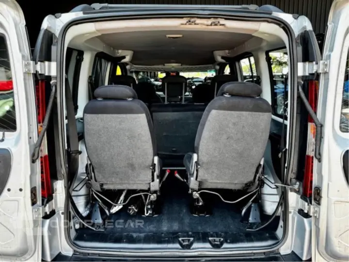 DOBLO 1.8 MPI ESSENCE 7L 16V FLEX 4P MANUAL