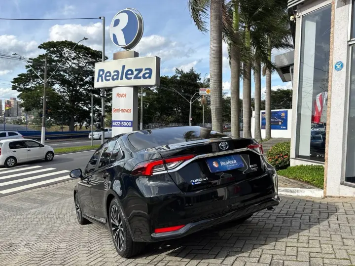 Corolla Altis Prem. 1.8 Aut. (Híbrido)