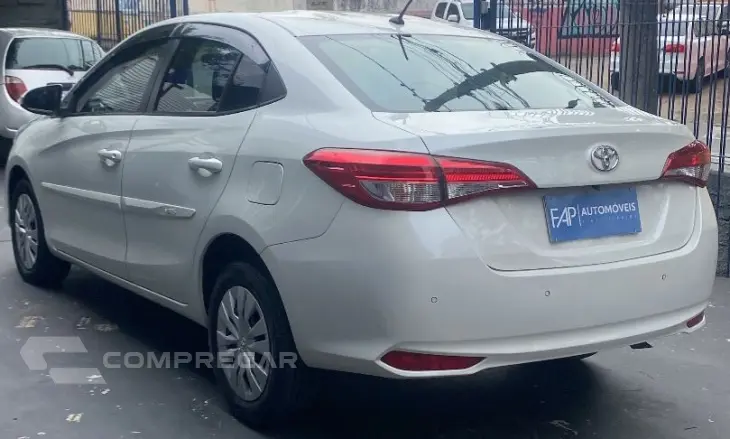 Yaris Sedan 1.5 16V 4P FLEX XLS MULTIDRIVE AUTOMÁTICO CVT