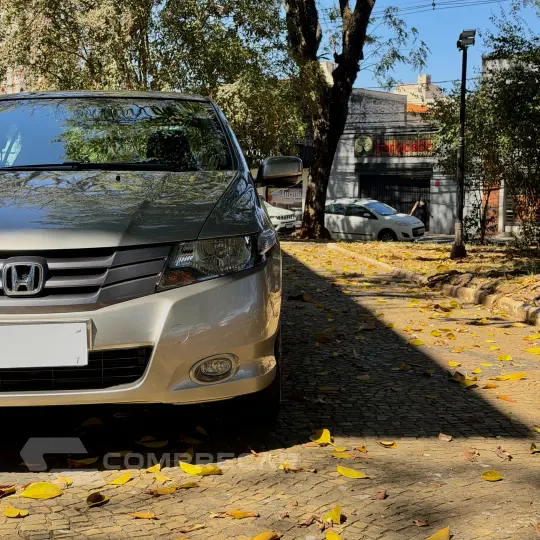 CITY 1.5 DX Sedan 16V
