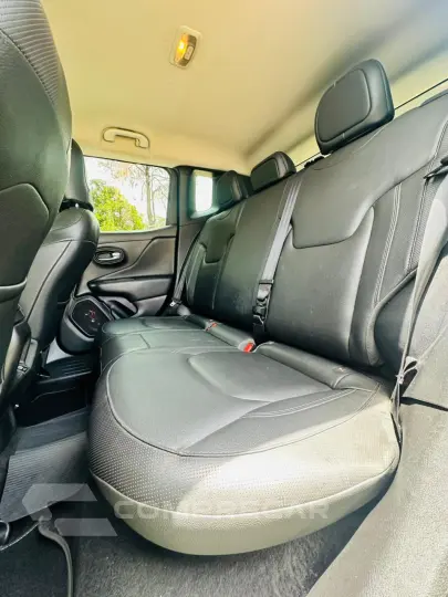 RENEGADE 1.8 16V Longitude