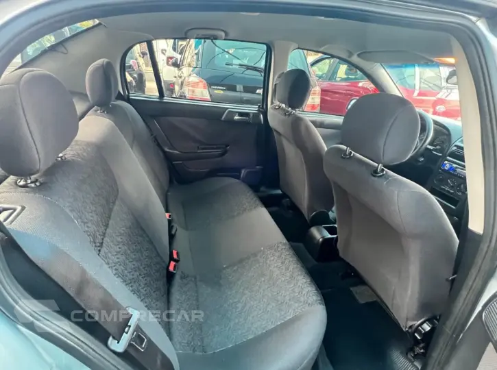ASTRA 2.0 MPFI Advantage Sedan 8V