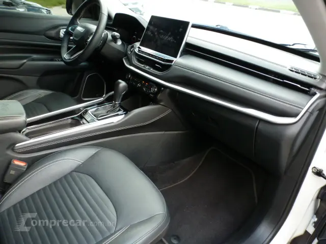 COMMANDER 1.3 T270 Turbo Longitude