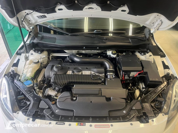 V40 2.0 T4 DYNAMIC TURBO GASOLINA 4P AUTOMÁTICO