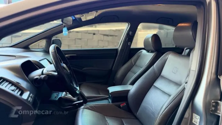 Civic Sedan LXS 1.8/1.8 Flex 16V Aut. 4p