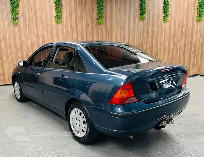 FOCUS 1.6 GL Sedan 8V