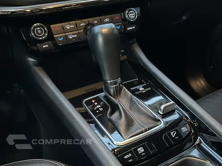 COMPASS 2.0 TD350 TURBO DIESEL LIMITED AT9