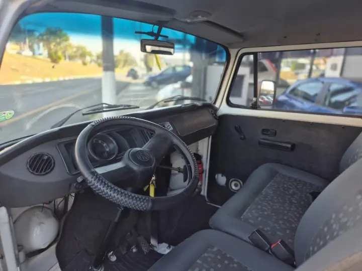 Kombi Lotação 1.4 Mi Total Flex 8V