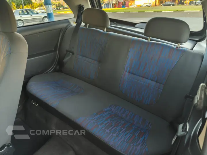 CELTA 1.0 MPFI Life 8V