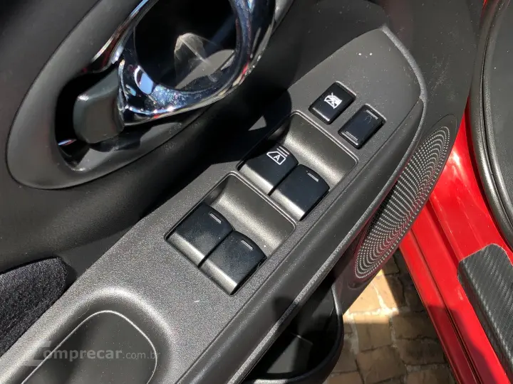 Versa 1.6 16V Flex Sv 4P Manual