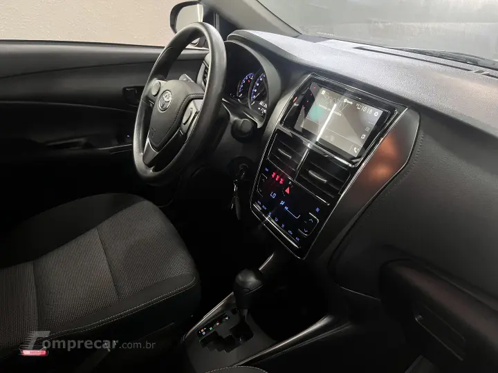 YARIS 1.5 16V Sedan XL