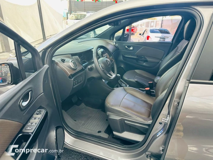 CAPTUR Iconic 1.3 TB 16V Flex 5p Aut.