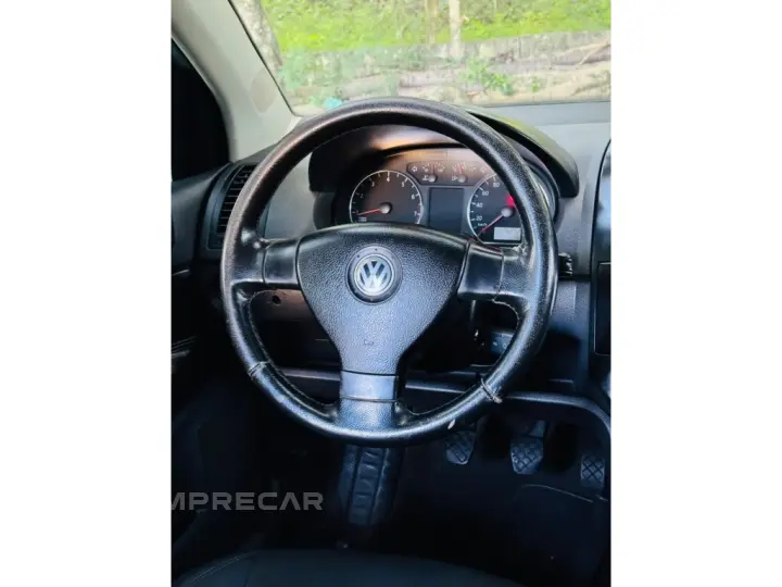 POLO SEDAN 1.6 MI COMFORTLINE 8V FLEX 4P MANUAL