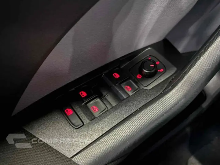 T-CROSS 1.0 200 TSI TOTAL FLEX AUTOMÁTICO