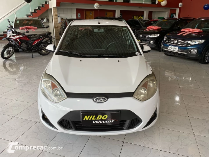 FIESTA 1.6 Rocam SE Sedan 8V