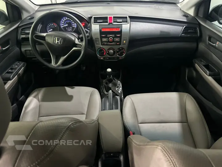 CITY 1.5 LX Sedan 16V