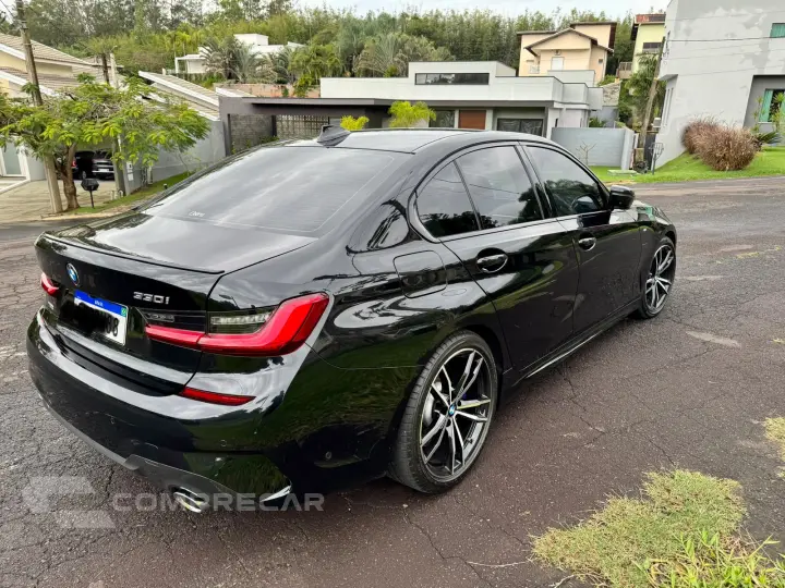 BMW 330I M Sport 2.0 TB 16V 4P
