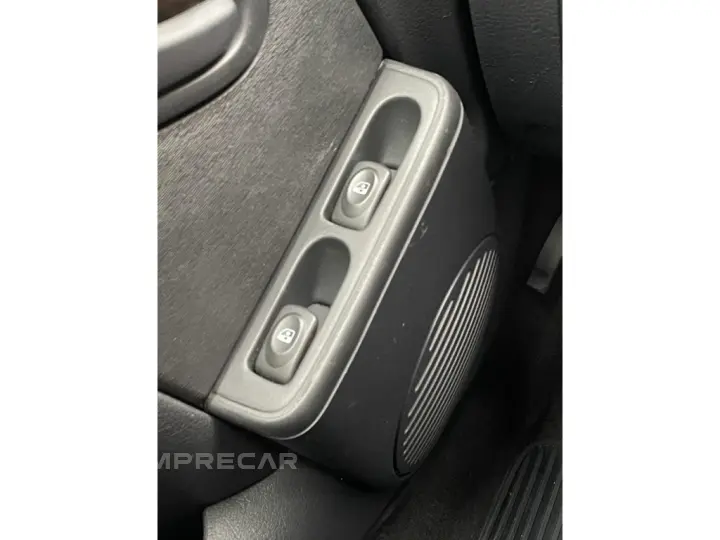 CLIO 1.0 EXPRESSION 16V FLEX 4P MANUAL