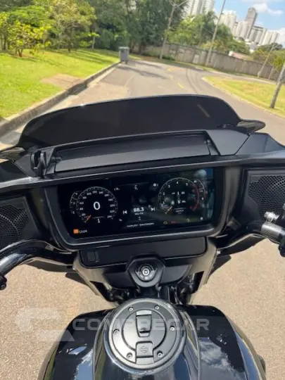 STREET GLIDE ESPECIAL