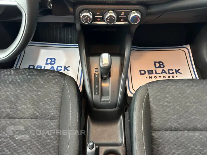 KICKS Active 1.6 16V Flex Aut.