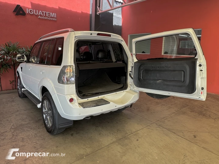 PAJERO TR4 2.0 4X2 16V 140CV FLEX 4P MANUAL