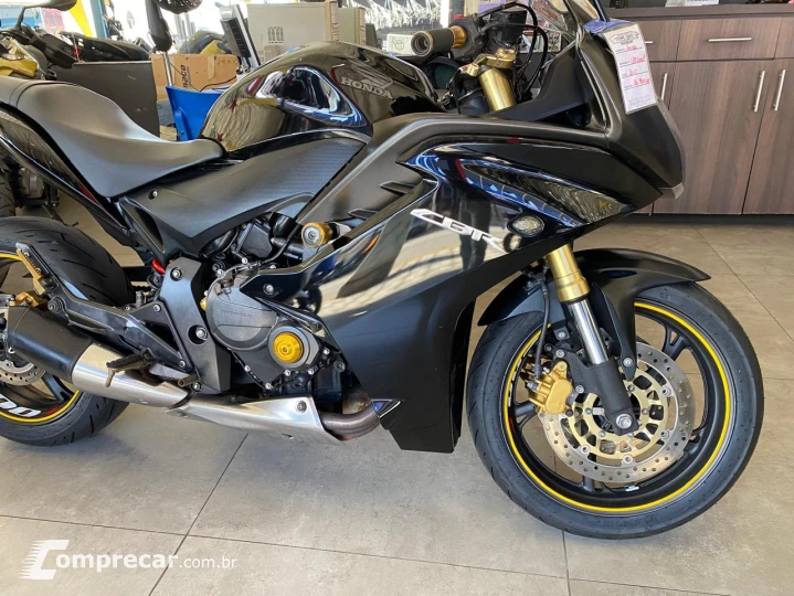 CBR 600 F