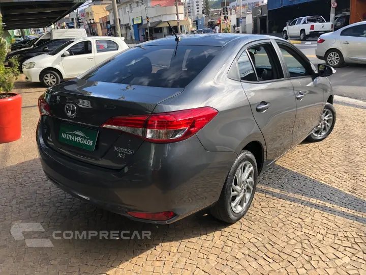Yaris 1.5 16V Flex Sedan Xs Connect Multidrive