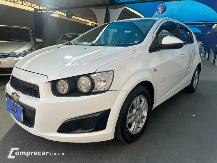 Sonic Hatch 1.6 16V 4P LT FLEX AUTOMÁTICO