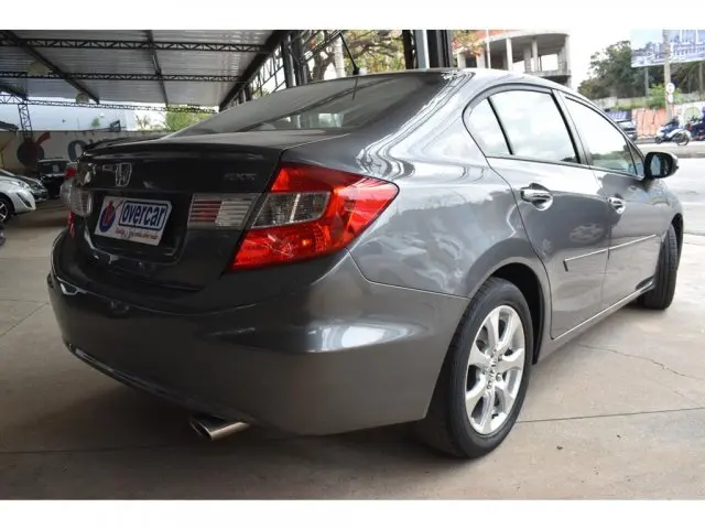 CIVIC - 1.8 EXS 16V 4P AUTOMÁTICO