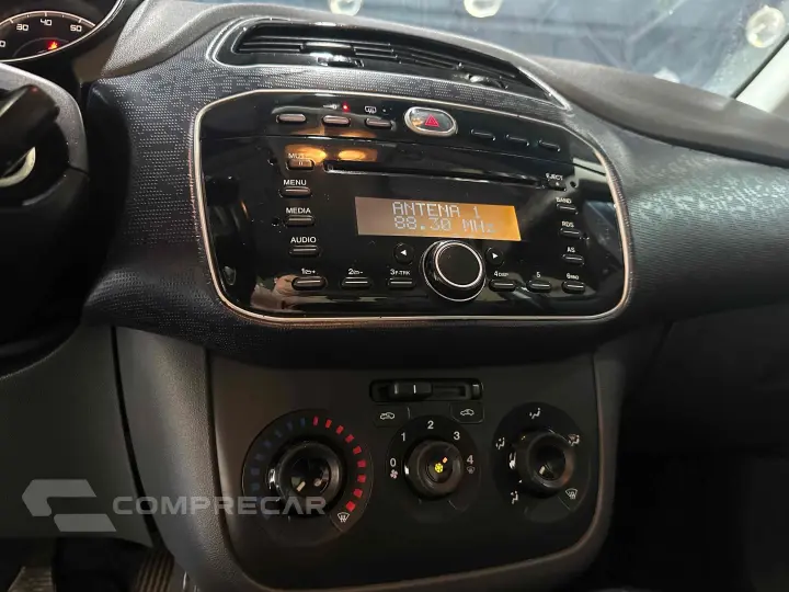 PUNTO 1.4 ATTRACTIVE 8V FLEX 4P MANUAL