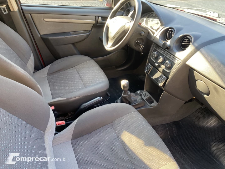 CELTA 1.0 MPFI LT 8V