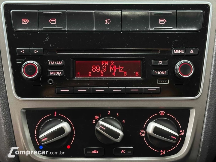 VOYAGE 1.6 MI 8V FLEX 4P MANUAL