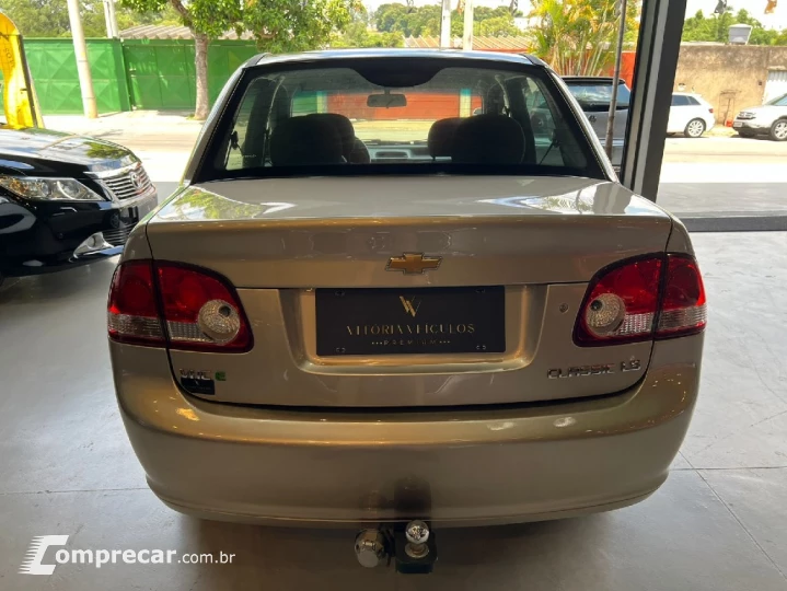 CLASSIC 1.0 MPFI LS 8V FLEX 4P MANUAL