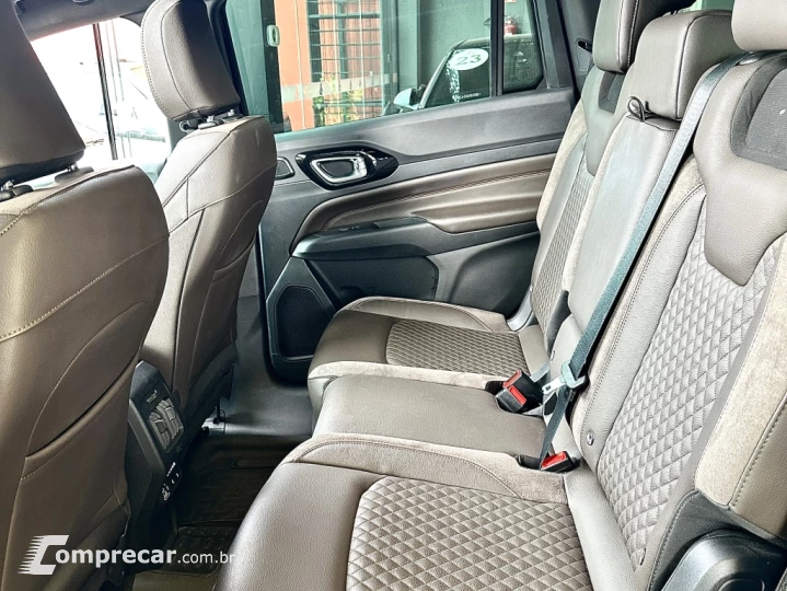 COMMANDER 1.3 T270 TURBO FLEX OVERLAND AT6