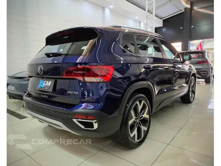 TAOS 1.4 250 TSI TOTAL FLEX HIGHLINE AUTOMÁTICO